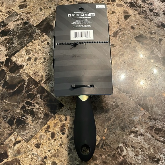 Conair Black Velvet Touch Paddle Brush - Picture 6 of 7